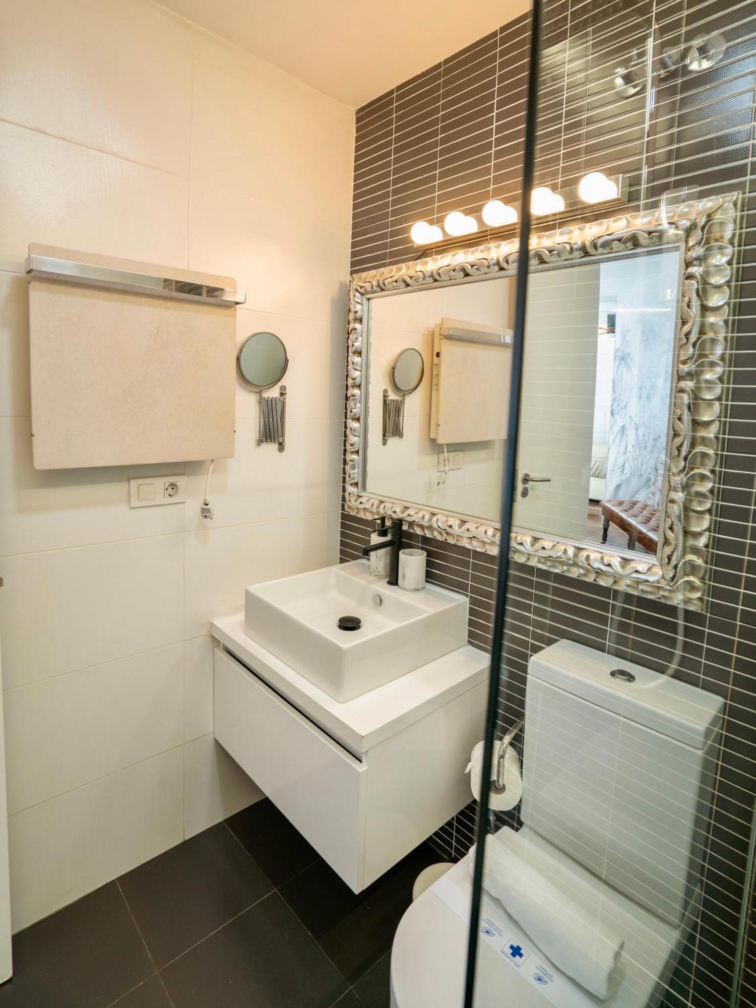 Werentvlc - Design Ruzafa - Top Location Apartment บาเลนเซีย ภายนอก รูปภาพ